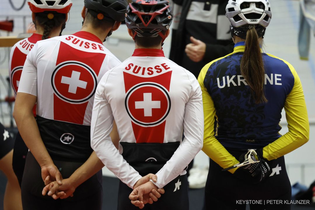 Starkes Zeichen: Geflüchtete ukrainische Nachwuchsathletin trainiert mit dem Swiss Cycling Team in Grenchen